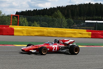 In beeld: Jacky Ickx in de Ferrari 312B
