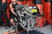 Pol Espargar&oacute;: &ldquo;KTM no hace chasis de doble viga porque no sabe"