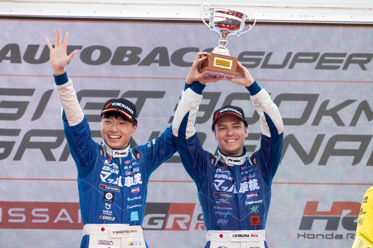 マッハ号の塩津＆木村、鈴鹿での雪辱を果たす。タイヤ無交換でもてぎの