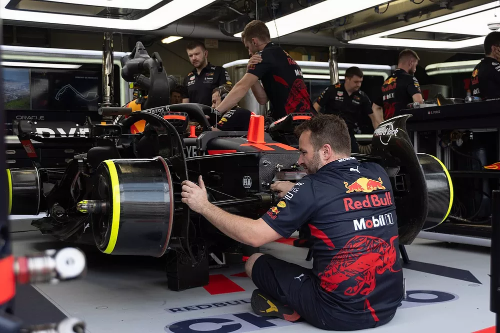 Detalle t&eacute;cnico del Red Bull Racing RB18