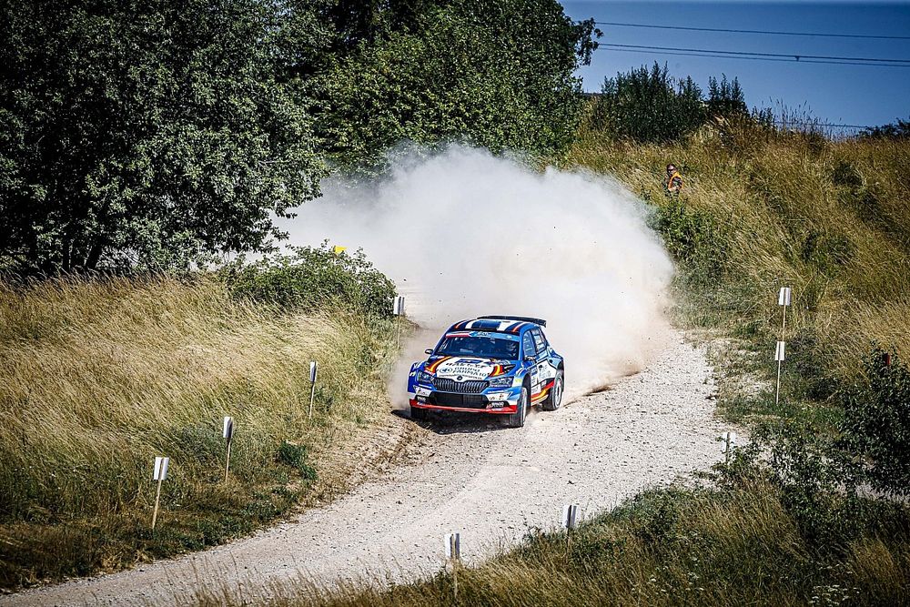 Efren Llarena, Sara Fernandez, Skoda Fabia Rally2 evo