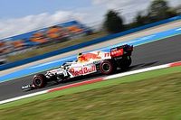 P&eacute;rez: fue un viernes complicado, pero pensamos en la carrera