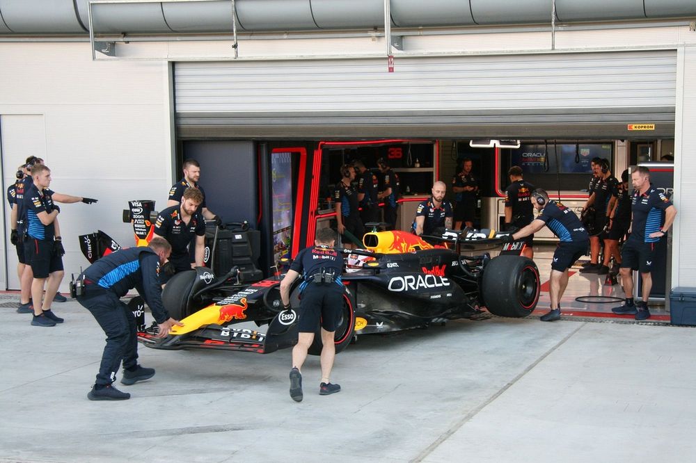 Liam Lawson, Red Bull Racing, Pirelli Test Monza
