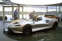 Tras el Ferrari, Fernando Alonso subasta un McLaren Elva