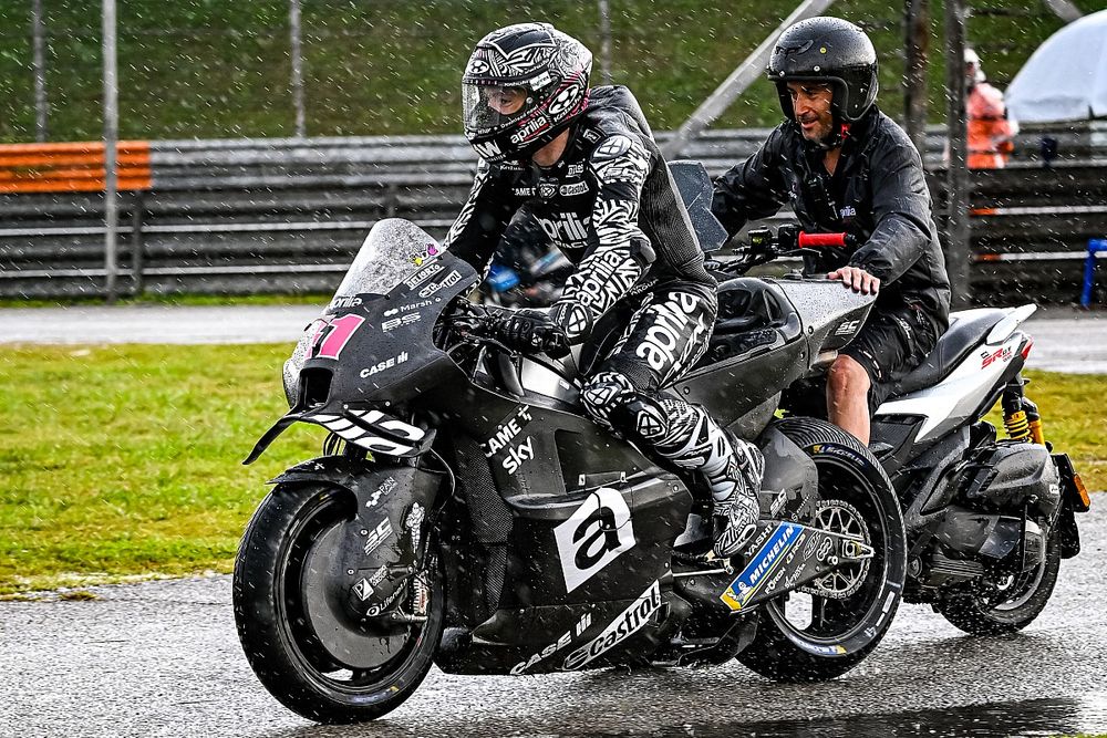 Aleix Espargaro, Aprilia Racing