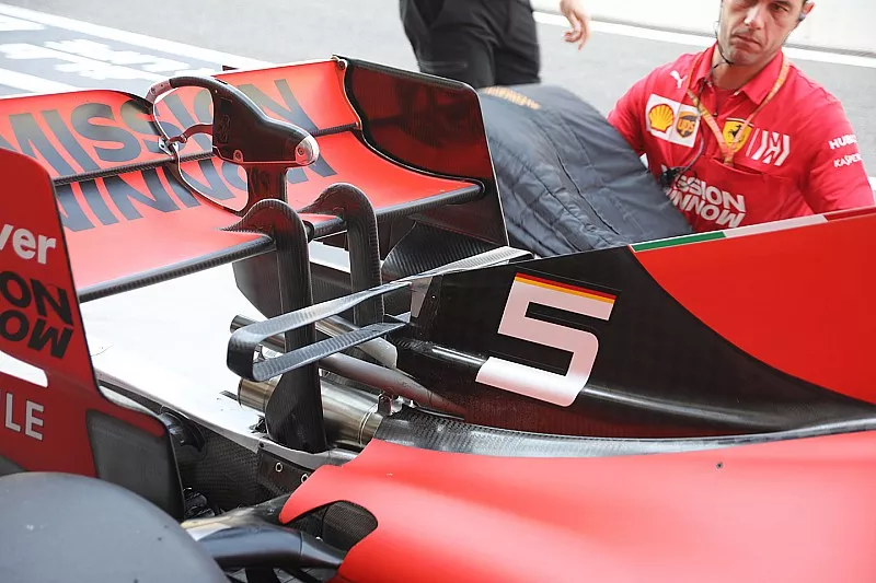 Ferrari SF90, rear