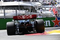 Tył nadal płata figle