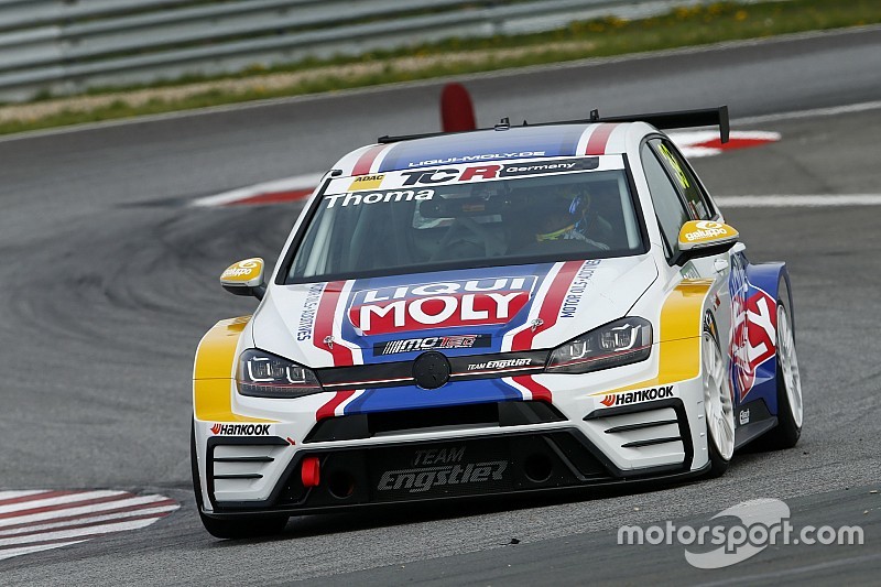 TCR Deutschland in Oschersleben: Florian Thoma holt Debütsieg für VW