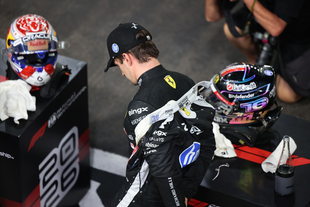 Leclerc explica por qué perdió la pole en Singapur: "El coche tenía el potencial"