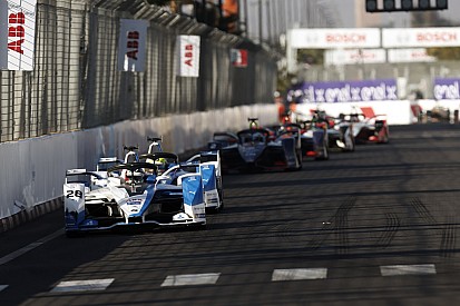 Frusztrált és csalódott a BMW Formula E-csapata, tanulnak az incidensből