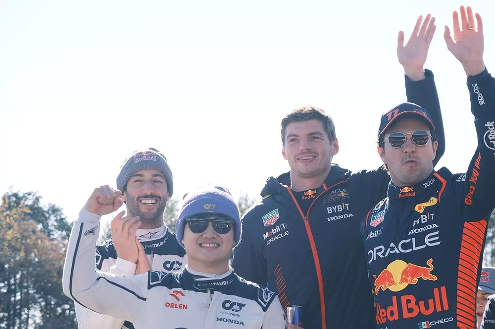 Daniel Ricciardo, Yuki Tsunoda, Max Verstappen, Sergio Perez,Ayumu Iwasa