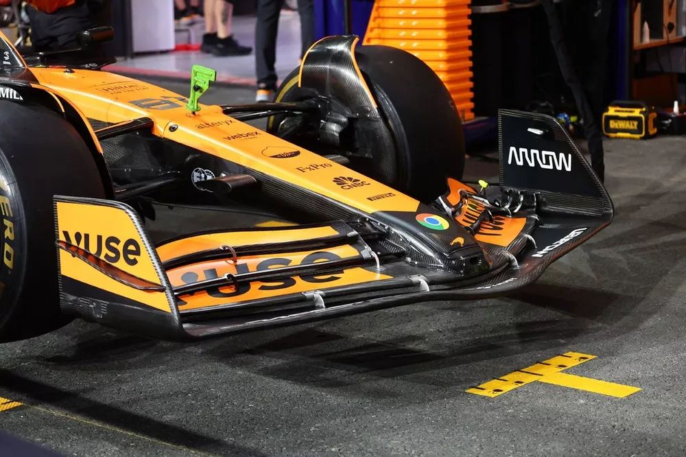 McLaren MCL38 front wing detail
