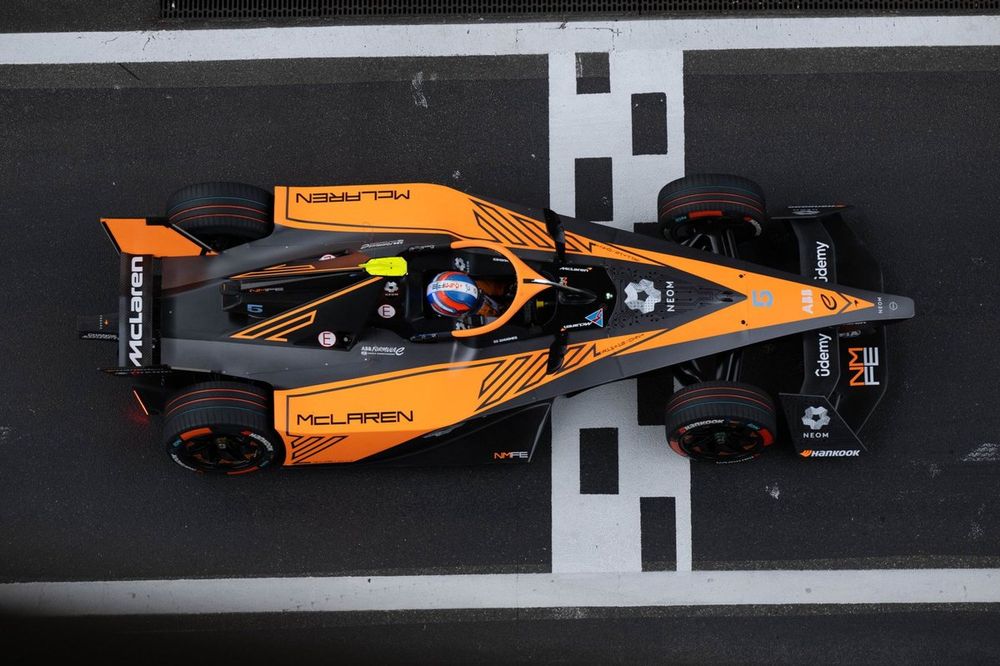 Jake Hughes, NEOM McLaren Formula E Team, e-4ORCE 04 