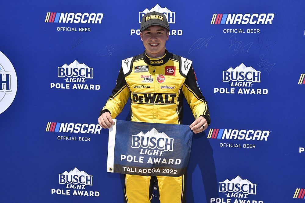 Ganado de la pole Christopher Bell, Joe Gibbs Racing, DeWalt Toyota Camry