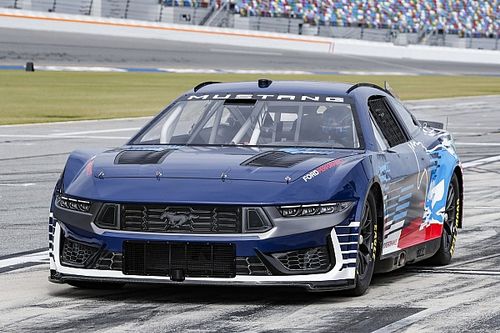 Ford estrenará el Mustang "Dark Horse" para la temporada 2024 de NASCAR