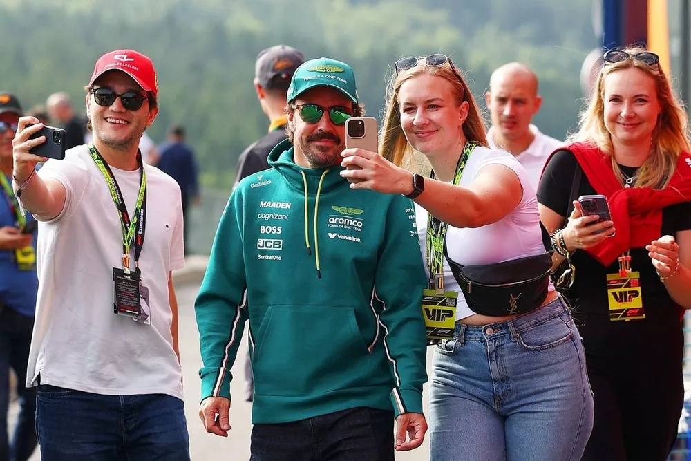 Fernando Alonso, Aston Martin Racing
