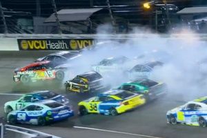 Chase Elliott gets wrecked moments after avoiding Richmond pileup 