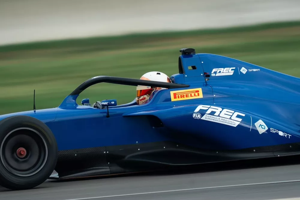 La nuova Tatuus T-326