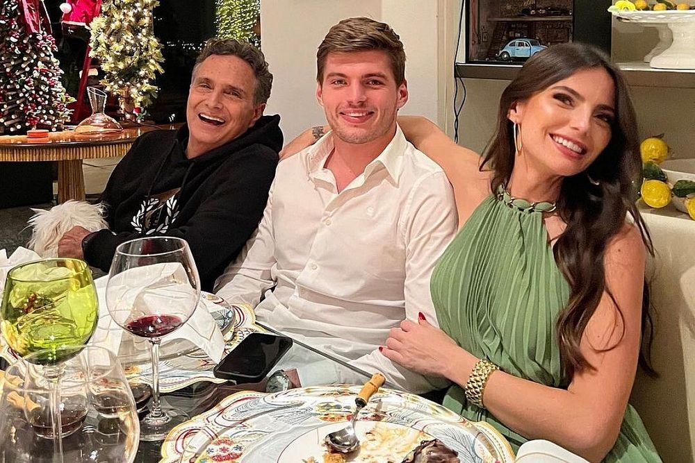 Verstappen y la familia Piquet en Navidad. (Crédito: Instagram @kellypiquet)