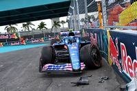 F1 - Ocon relembra pior acidente da carreira: 'Desmaiei no chuveiro no dia seguinte'