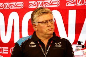 Szafnauer saca pecho y se compara con la actual mala racha de Alpine F1