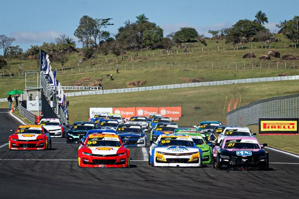 Largada; NASCAR Brasil