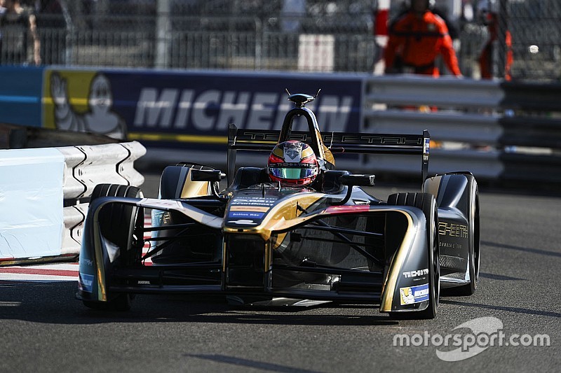 Touché dans son accident avec Piquet, Vergne s'inquiète pour Paris