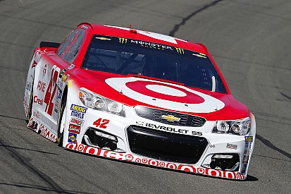 Kyle Larson wins Stage 1 of Auto Club 400 after early drama