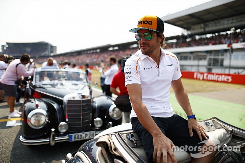 Alonso a Dakarról viccelődött