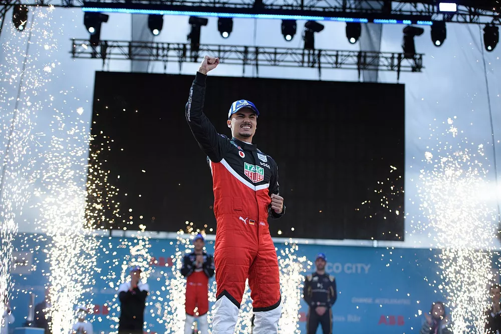 Pascal Wehrlein, Porsche, c&eacute;l&egrave;bre sa premi&egrave;re place sur le podium