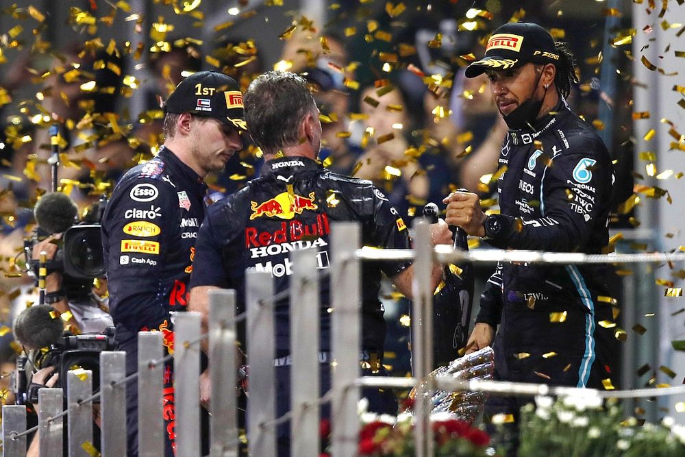 Max Verstappen, Red Bull Racing, 1st position, Christian Horner, Team Principal, Red Bull Racing, Lewis Hamilton, Mercedes, 2nd position, Carlos Sainz Jr., Ferrari, 3rd position, on the podium