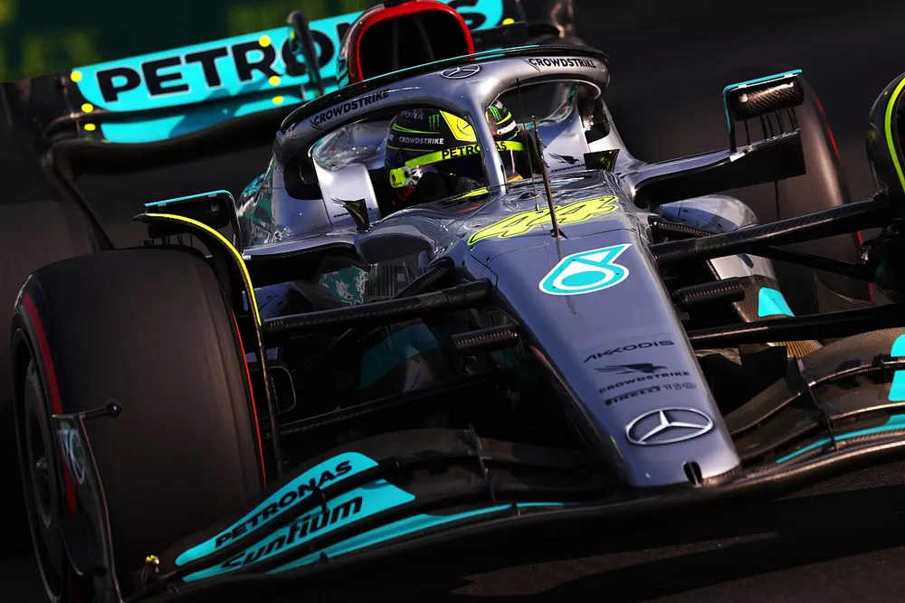 Lewis Hamilton, Mercedes W13