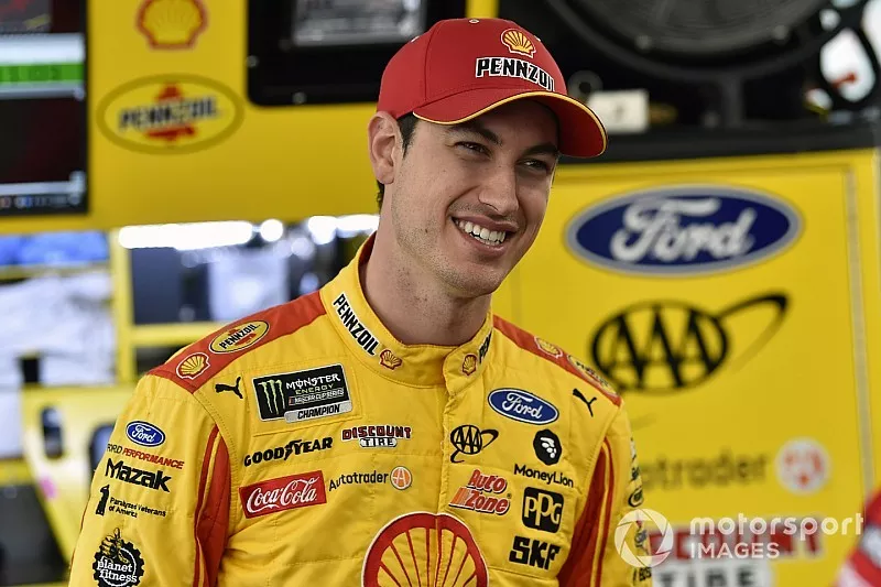 Joey Logano, Team Penske, Ford Mustang Shell Pennzoil