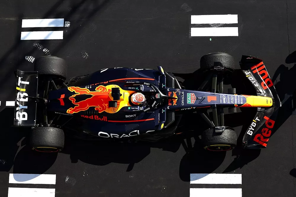 Winner Max Verstappen, Red Bull Racing RB19
