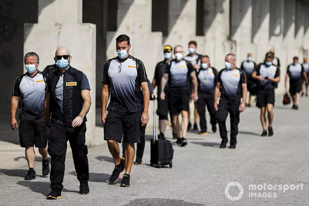 Pirelli mechanics arrive