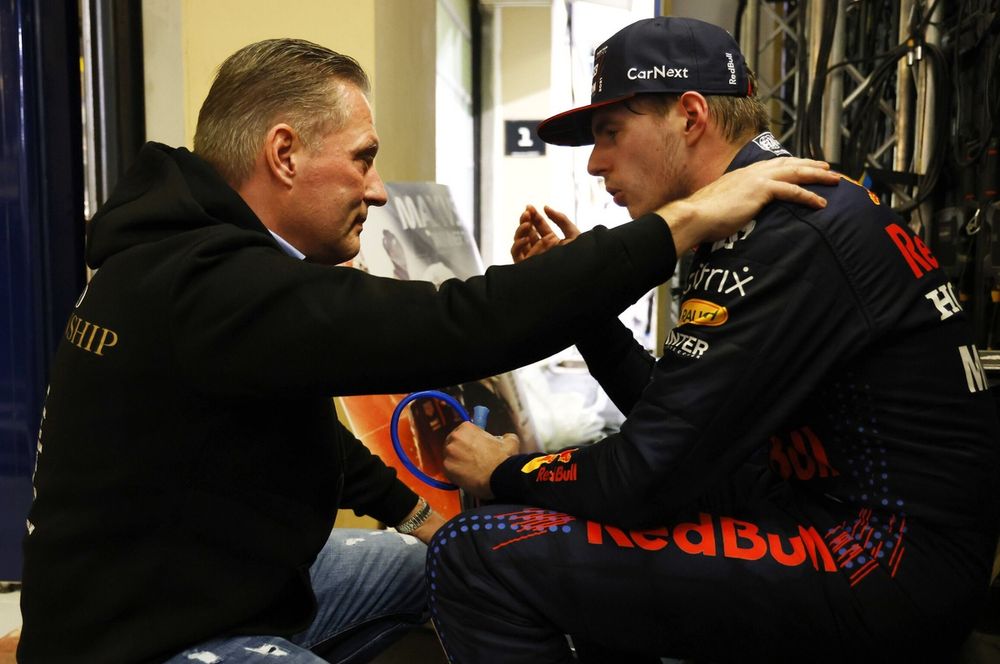 Jos Verstappen räumt mit Legende zu Max auf: Raststätten-Story stimmt nicht!
