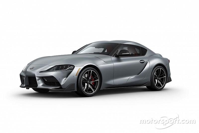 トヨタ、新型の市販スープラを公開。17年ぶりの復活