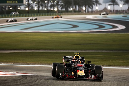 Óleo do motor de Gasly me cegou, diz Verstappen