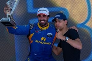 Stock Car: Cesar Ramos celebra vitória dominante em Curvelo