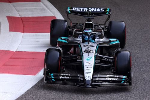 Russell lidera la FP3 de Abu Dhabi F1, Hamilton choca y Colapinto es 19&deg;