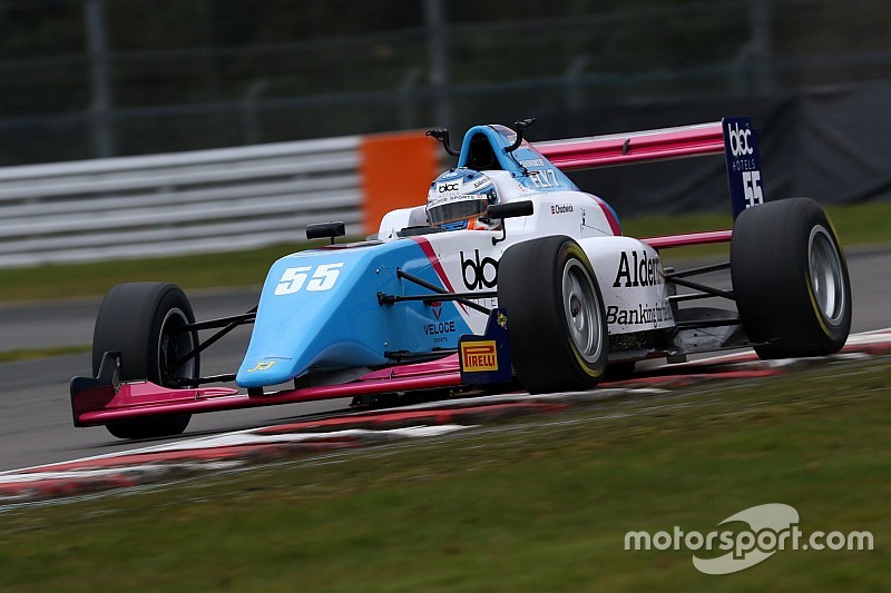 Primera victoria de una mujer en la F3 Británica