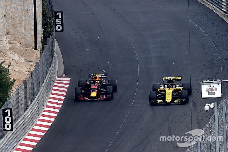 Renault, Sainz'ı mutsuz eden kararı savundu