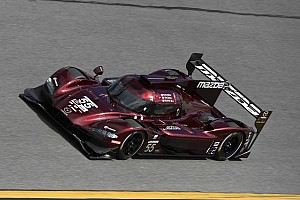 Mazda vuelve a liderar en Daytona