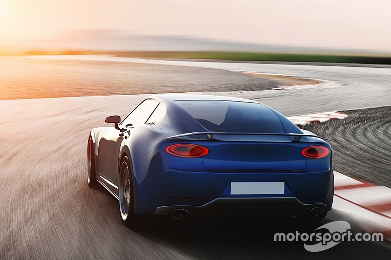 Comment bien assurer sa voiture lorsqu'on souhaite rouler sur circuit ?