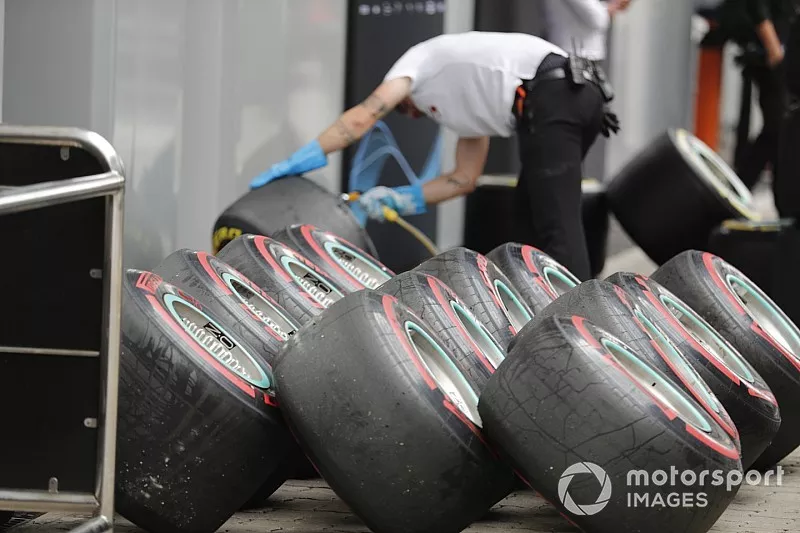 Neum&aacute;ticos Pirelli Superblados despu&eacute;s de lavados