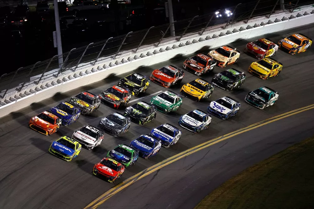 William Byron, Hendrick Motorsports Chevrolet, Ryan Blaney, Team Penske Ford, Bubba Wallace, 23XI Racing Toyota