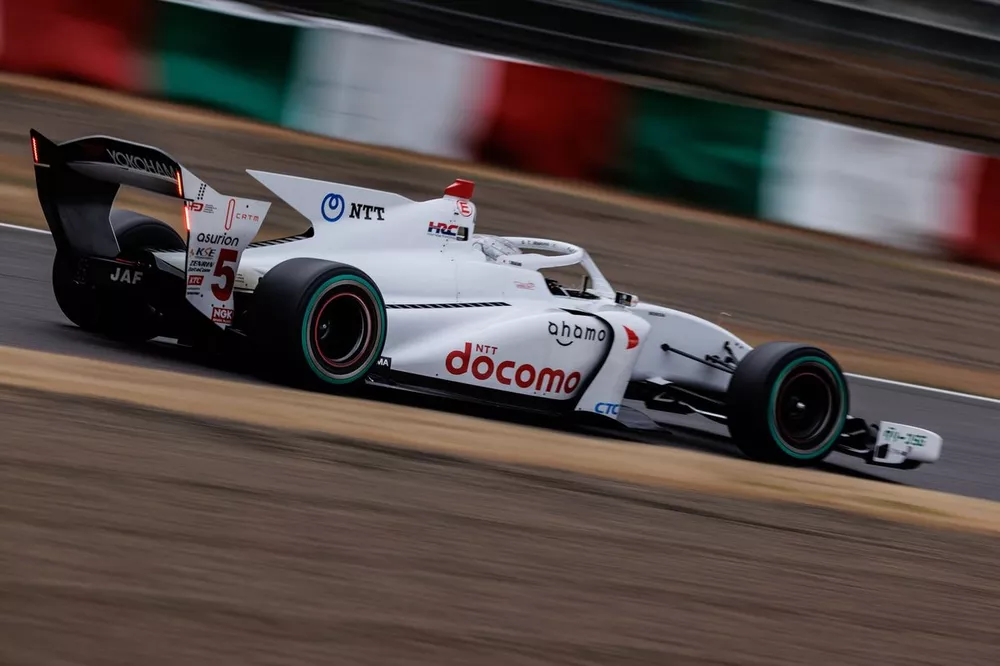 Tadasuke Makino, DOCOMO TEAM DANDELION RACING