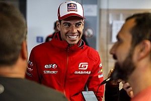 Augusto Fernández: "Acosta merita la MotoGP nel 2024, ma anche io!”