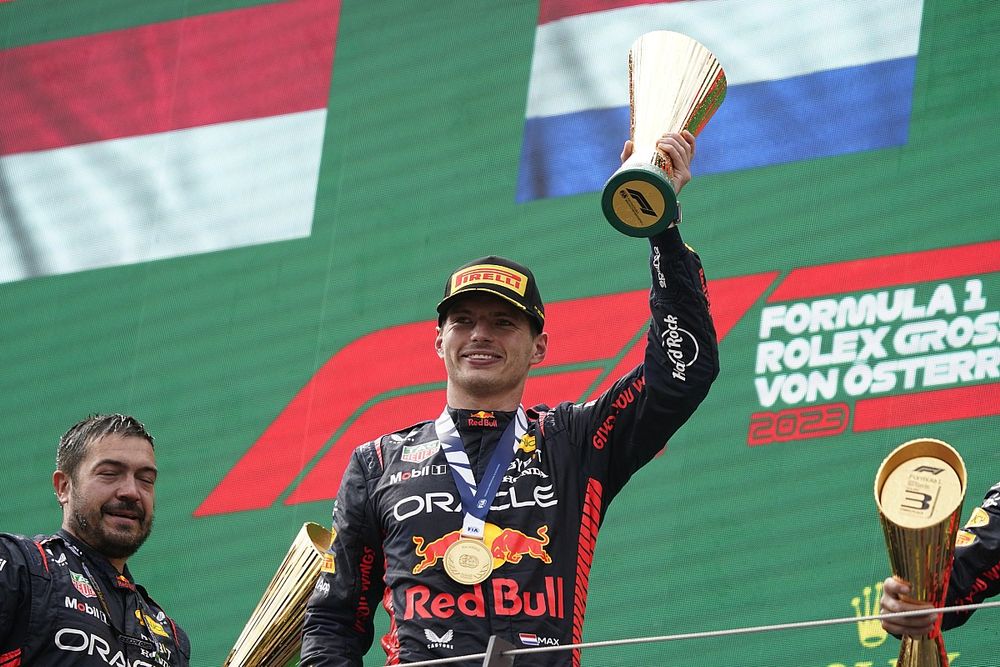 Podio: ganador Max Verstappen, Red Bull Racing