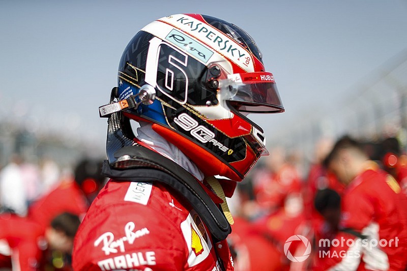 Leclerc reconoce que le ordenaron no atacar a Vettel, pero lo